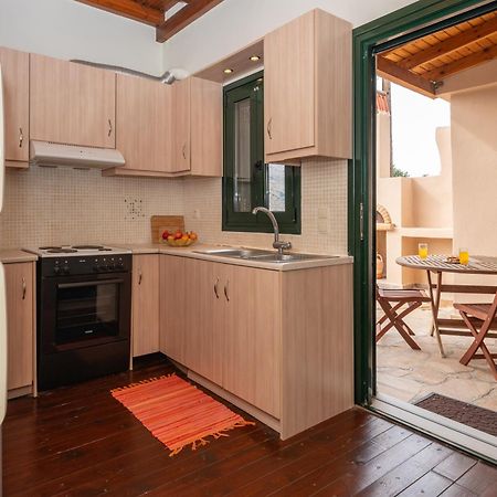 Ornus Traditional House Orne Buitenkant foto